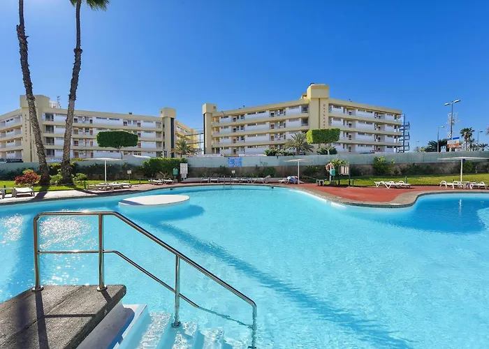 Modern Iguazu * Playa del Ingles (Gran Canaria)